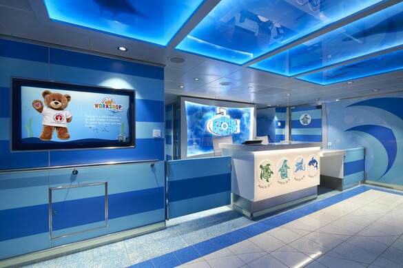 Carnival Mardi Gras & Celebrity - Camp Ocean 2, Credit. Rick Diaz.jpg